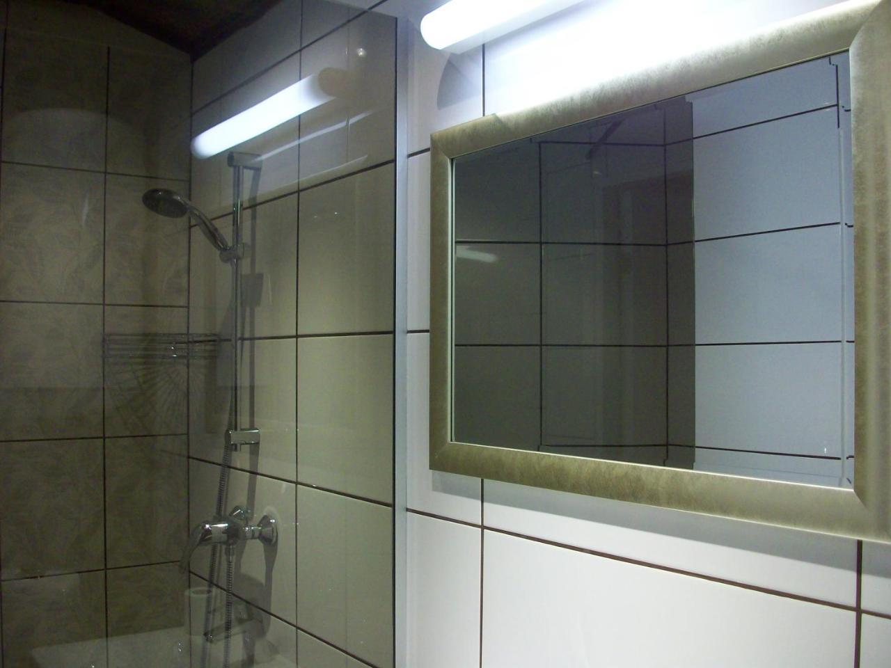 Kelluka Holiday House Parispea Luaran gambar
