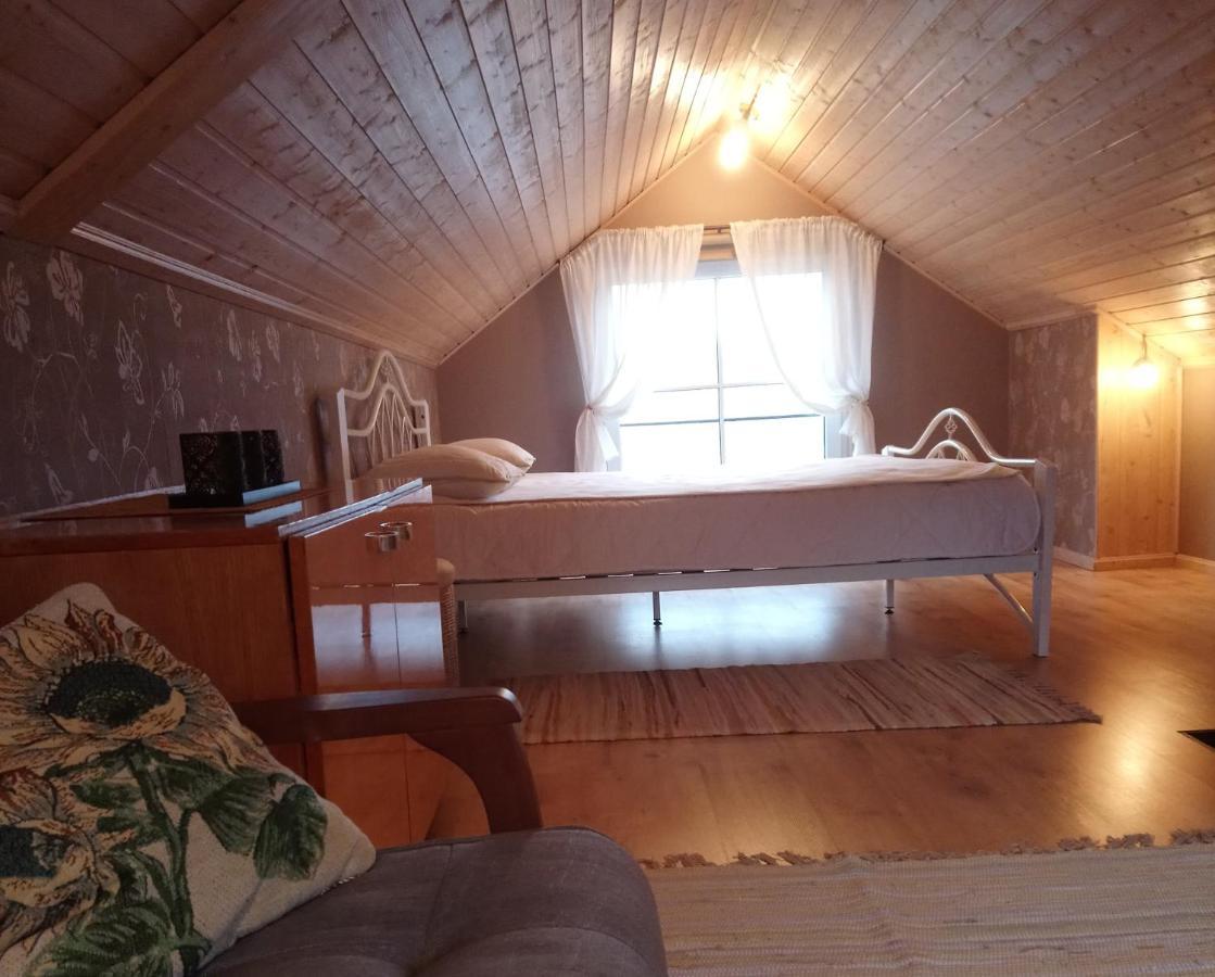 Kelluka Holiday House Parispea Luaran gambar